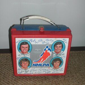 Vintage 70s NHLPA Hockey NHL LUNCH BOX WITH DIONNE, SITTLER, CLARKE & MAHOVLICH